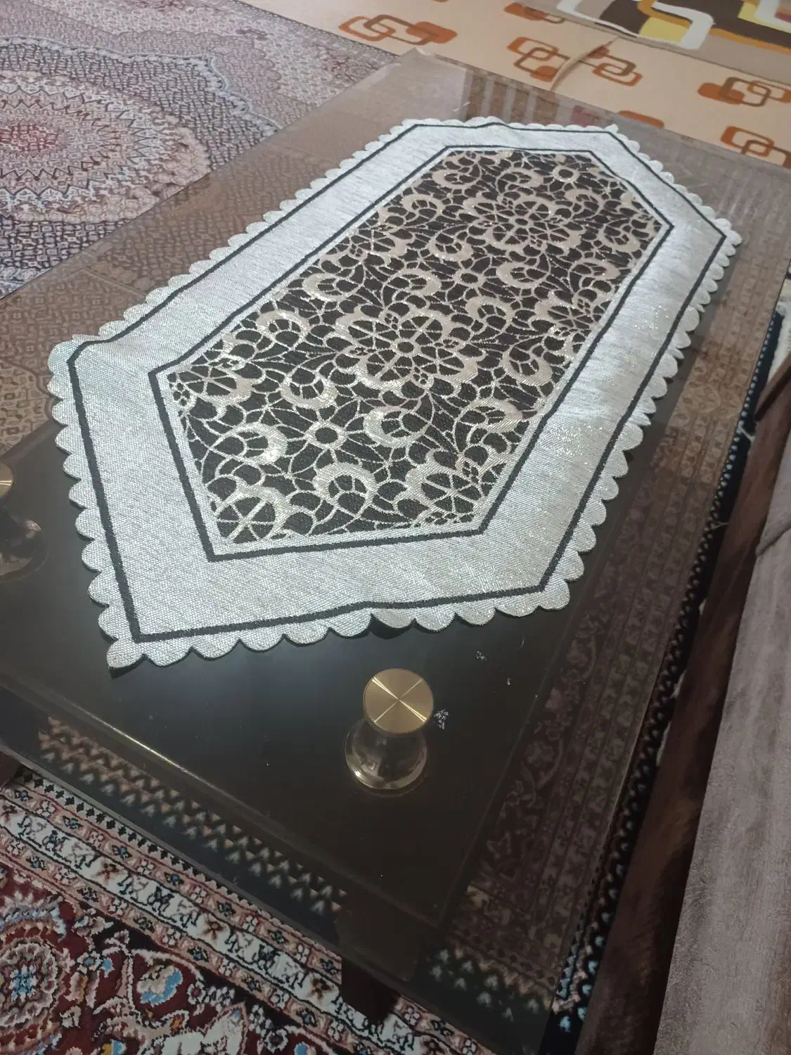 سه عددعسلی چوبی شیشه ای سالم|مبلمان خانگی و میز عسلی|پارس‌آباد, |دیوار