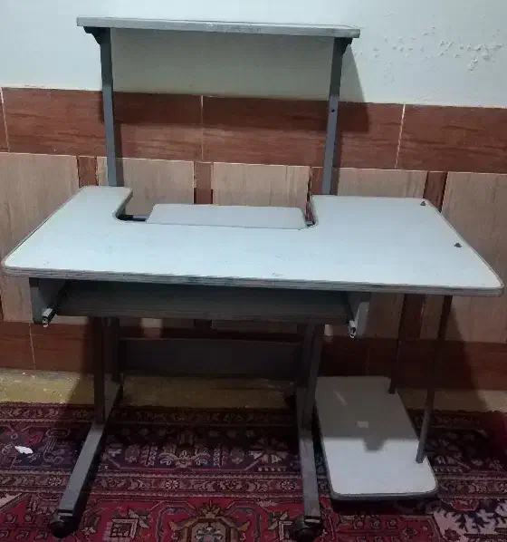 فروش میز کامپیوتر|میز تحریر و کامپیوتر|شیراز, نصر|دیوار
