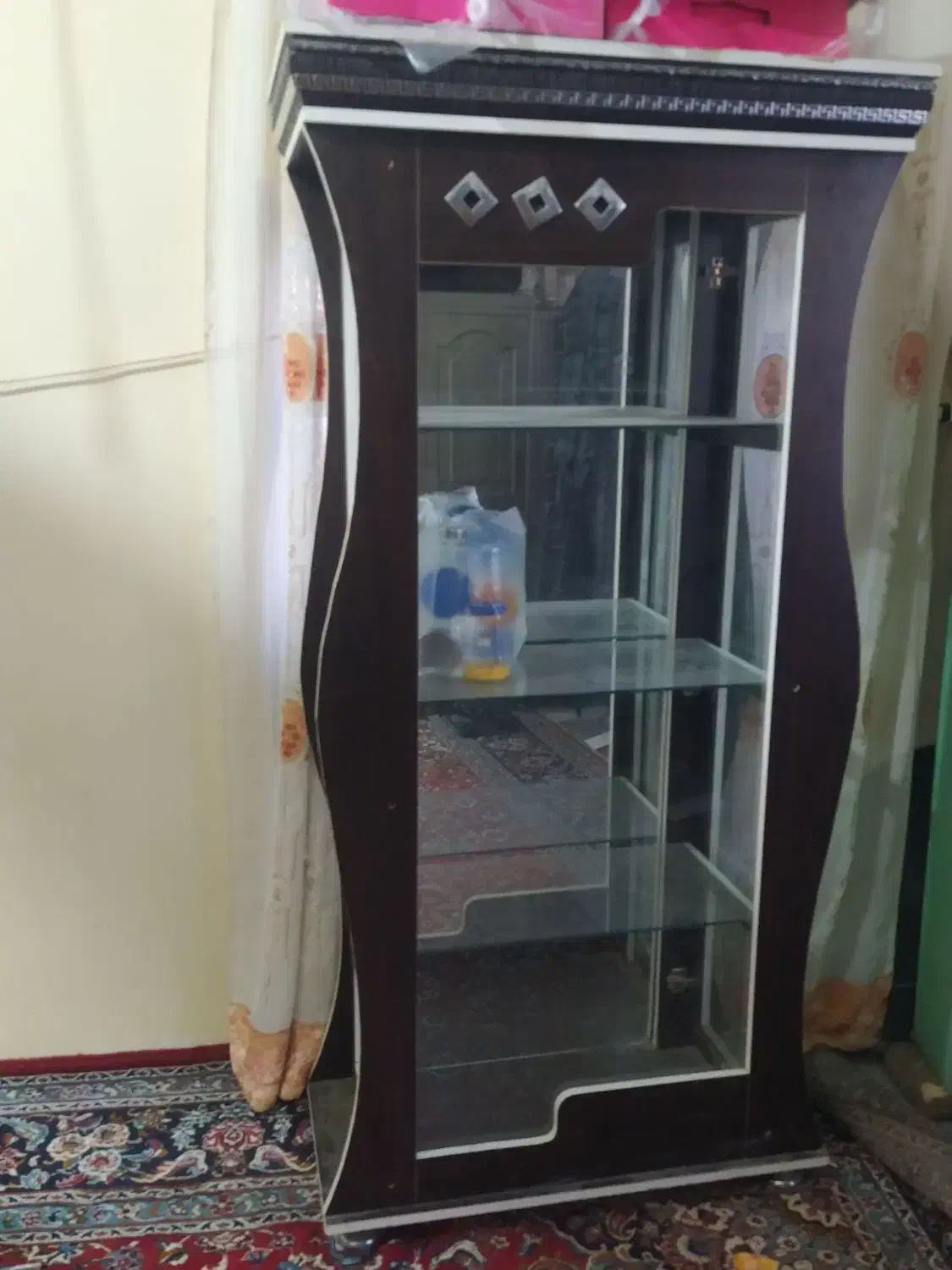 بوفه|بوفه، ویترین، کنسول|تاتار علیا, |دیوار