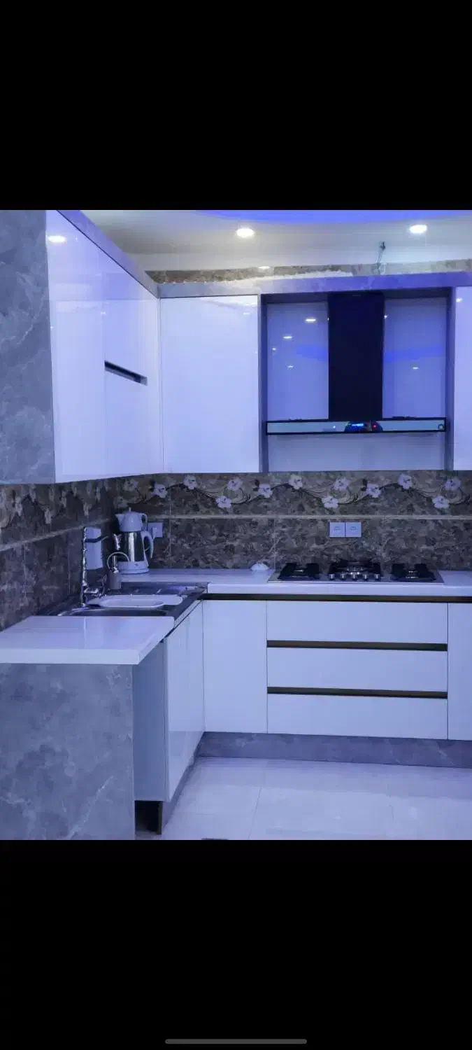 اجاره یکماهه واحد تمییز و شیک|اجارهٔ کوتاه‌مدت آپارتمان و سوئیت|قم, چهار مردان|دیوار