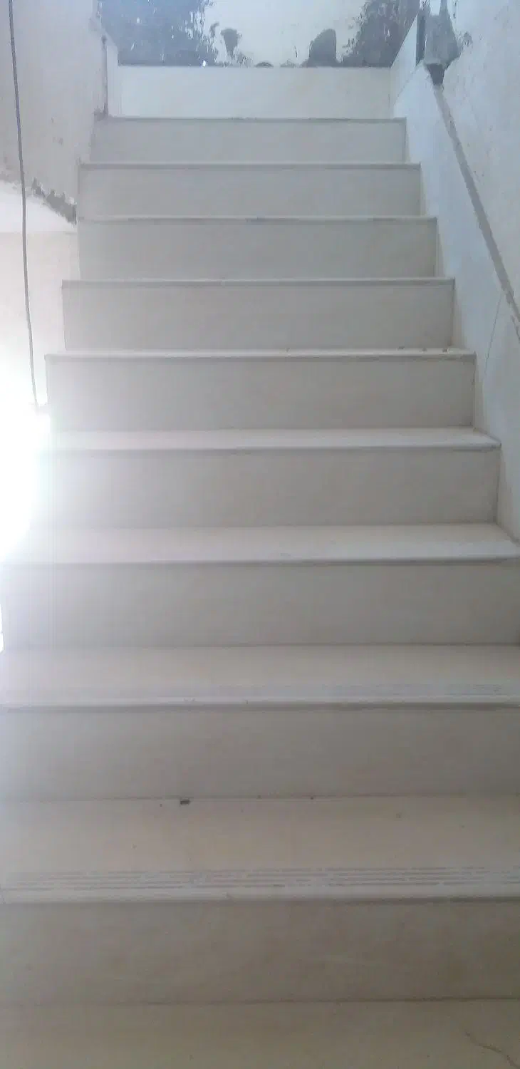 فروش‌ونصب‌کاشی‌کاری‌وسرامیک.سیمان‌کار.سنگ|خدمات پیشه و مهارت|بیرجند, |دیوار