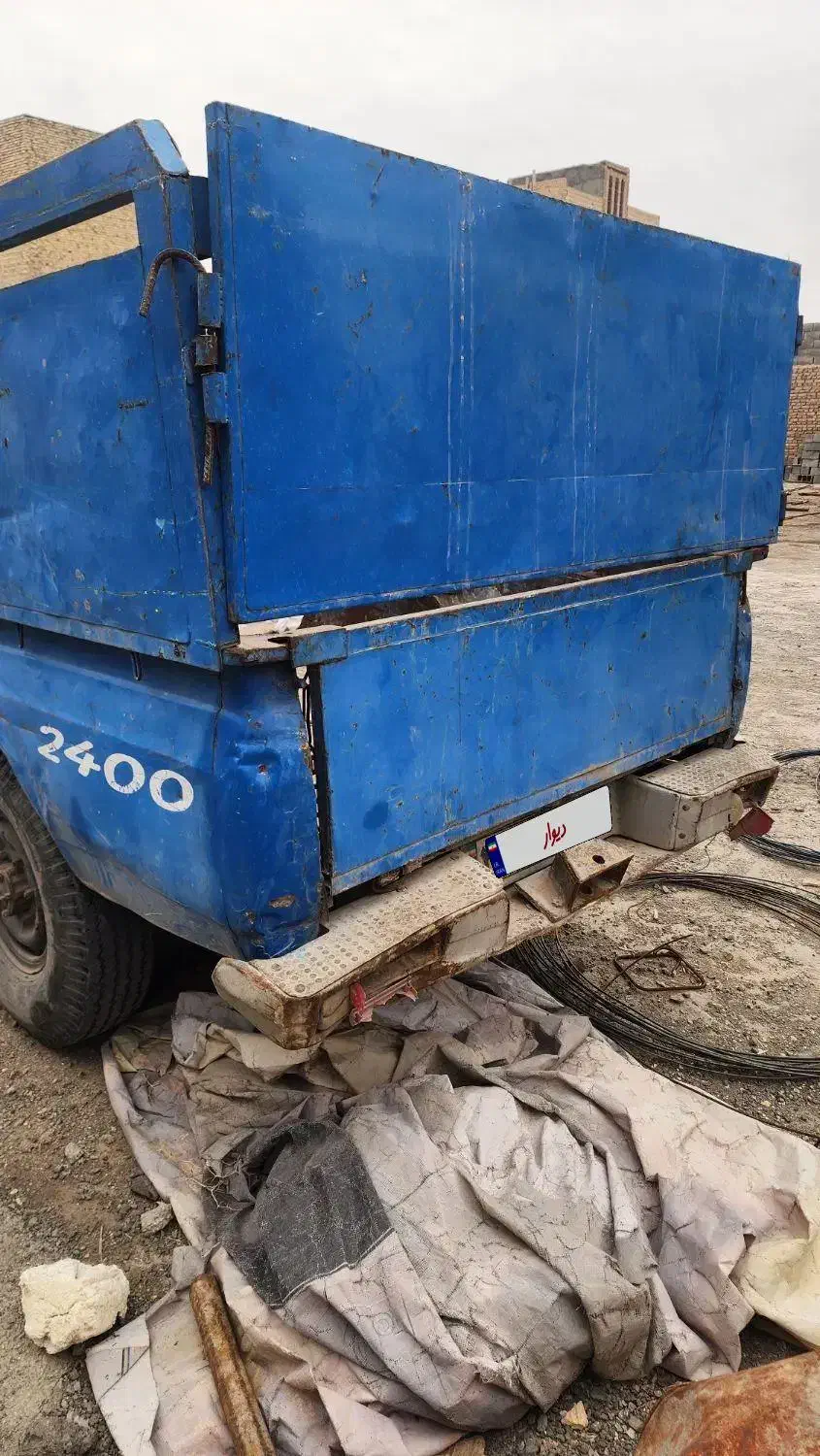 نیسان مدل ۸۲|خودرو سواری و وانت|یزد, |دیوار