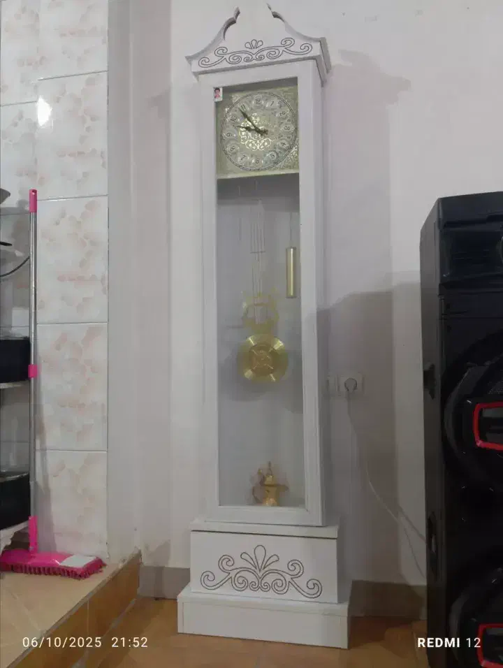 باعرض سلام همه وسایل چوب باهم ۶۵۰۰تومان|مبلمان خانگی و میز عسلی|ساوه, |دیوار