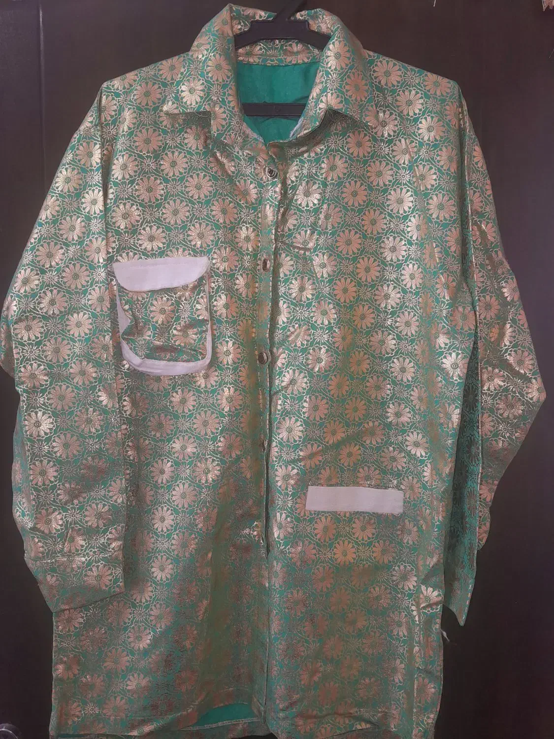 مانتونو|لباس|بروجرد, |دیوار