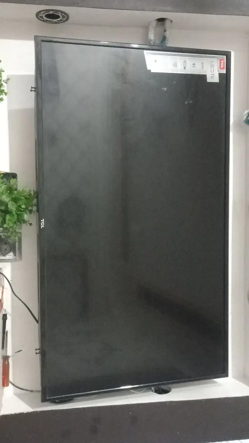 تلویزیون سوخته|تلویزیون و پروژکتور|شوشتر, |دیوار