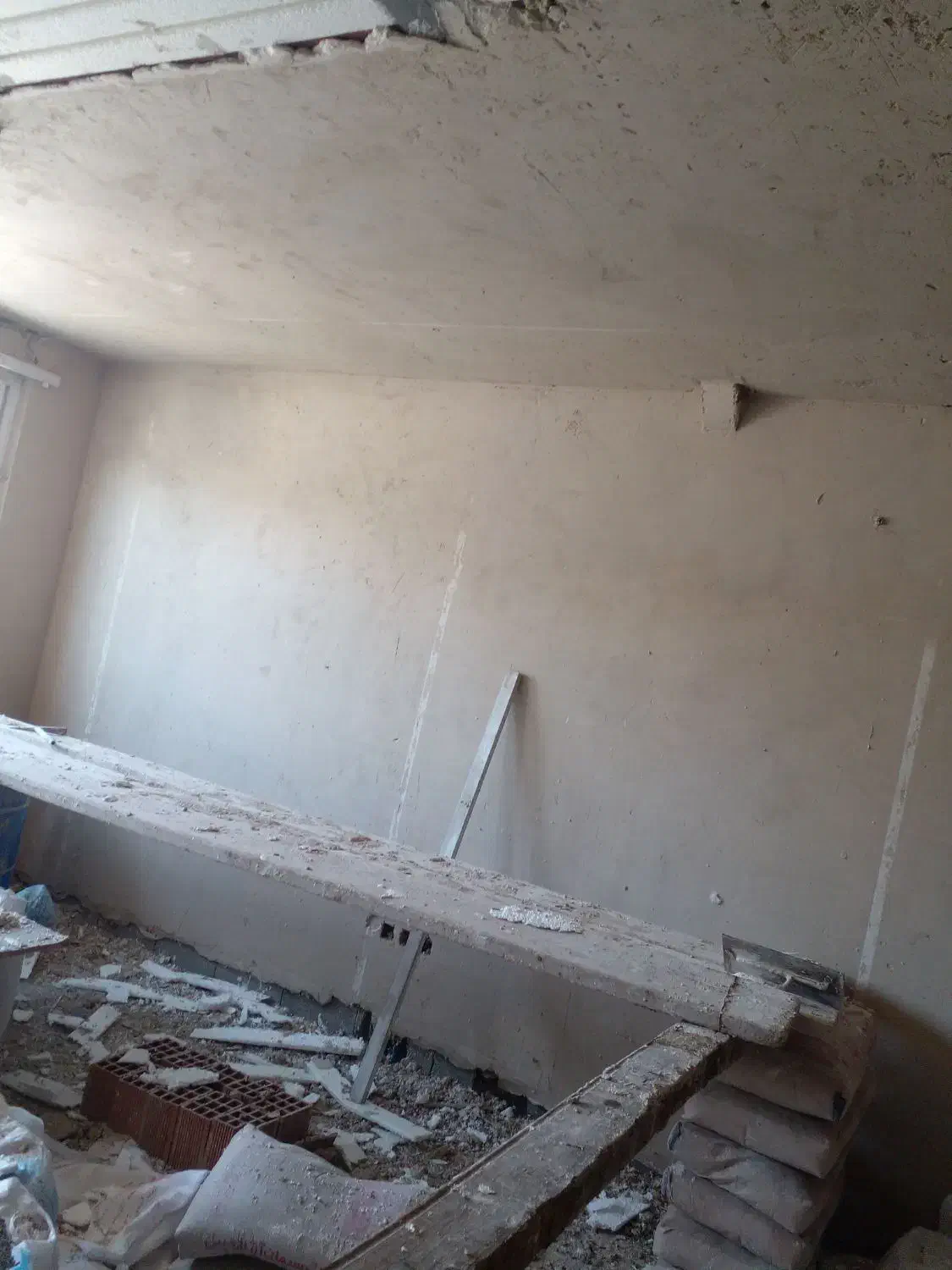 گچ کاری وسفید کاری و خورده کاری|خدمات پیشه و مهارت|اردبیل, |دیوار