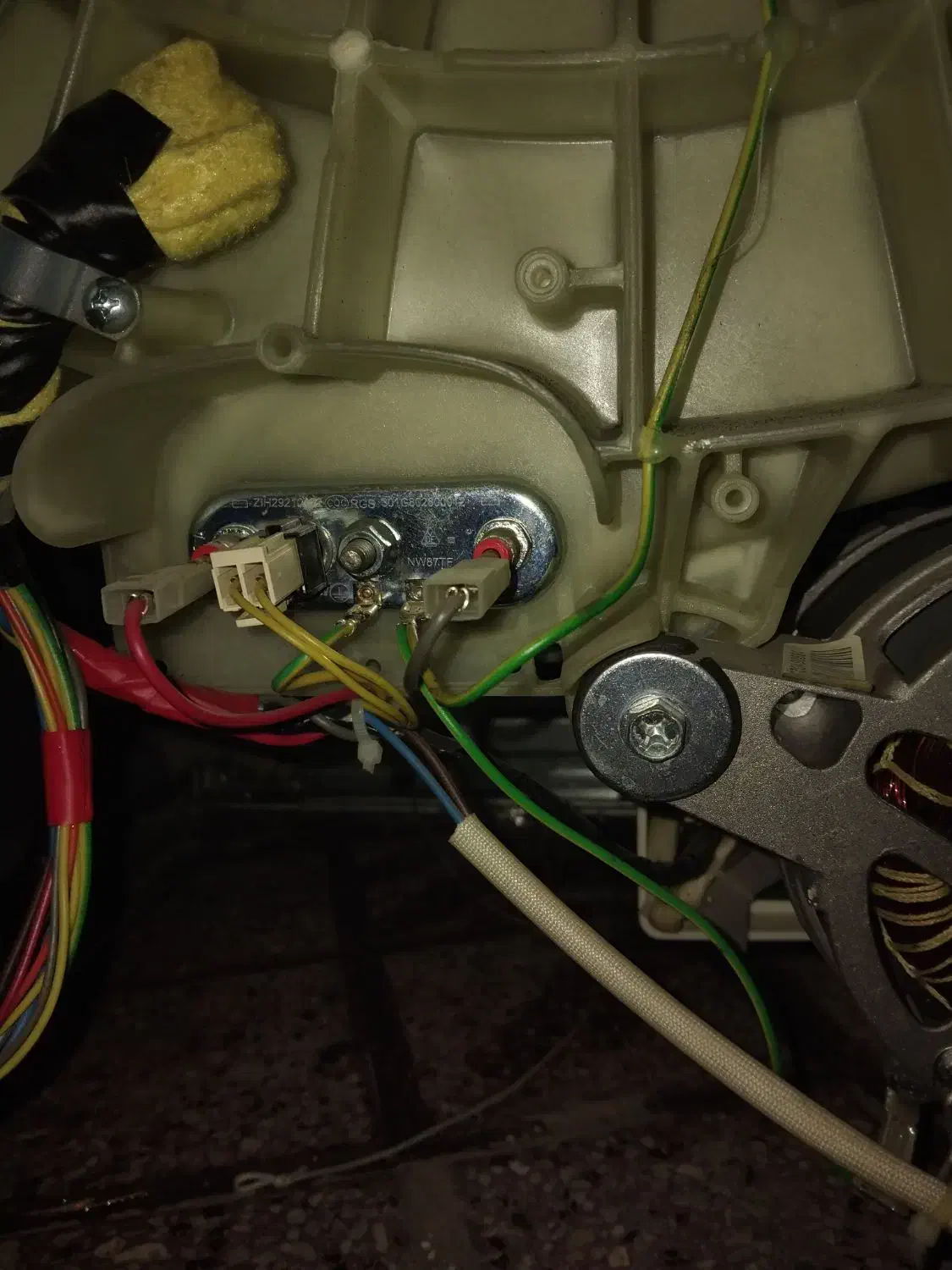 تعمیرات تخصصی لباسشویی سراسر مشهد شبانه روزی|خدمات پیشه و مهارت|مشهد, جلالیه|دیوار