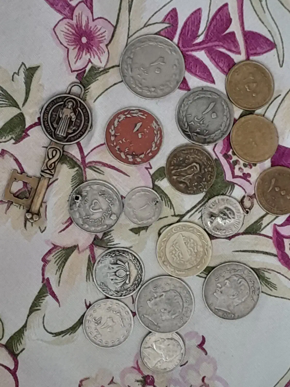 سکه قدیمی|کلکسیون سکه، تمبر، اسکناس|مشهد, کوی سیدی|دیوار