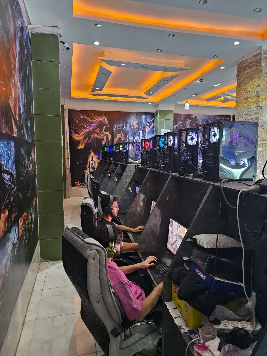 واگذاری گیم نت بادرامدخوب به علت نیازمالی|فروشگاه و مغازه|ایلام, |دیوار