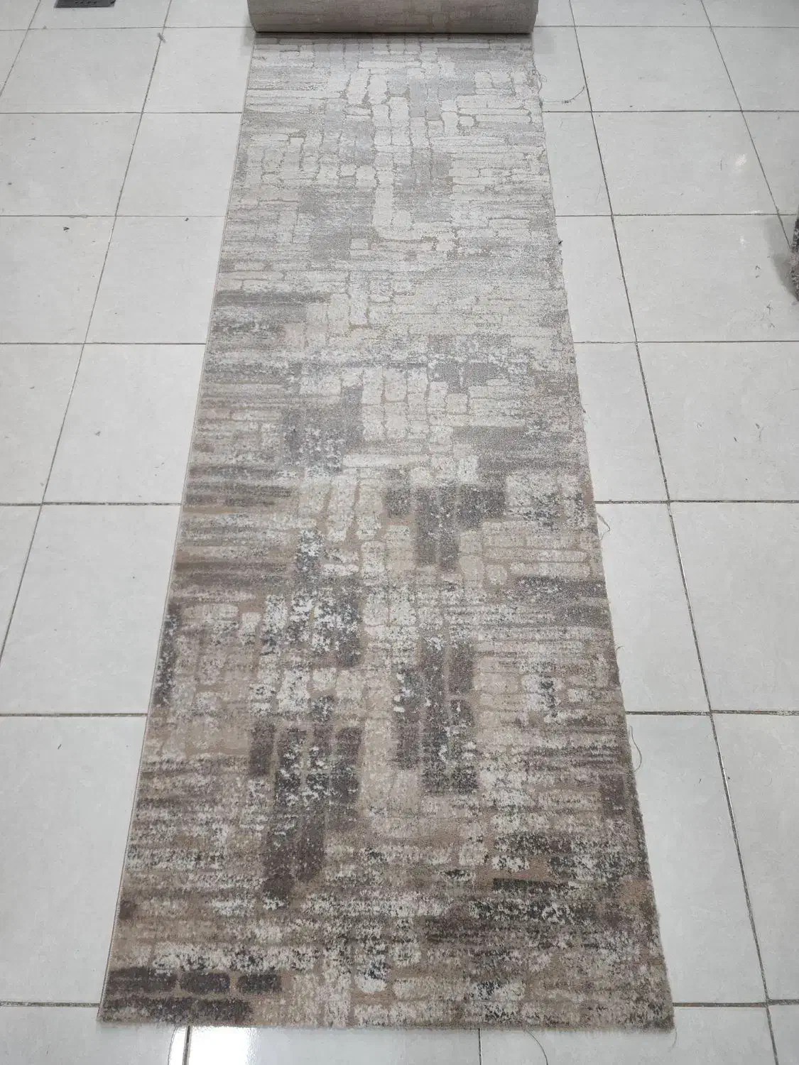 فرش برشی کناره سایزی ابعادغیراستاندارد تحویل فوری|گلیم، جاجیم، گبه|کاشان, مسلم آباد|دیوار