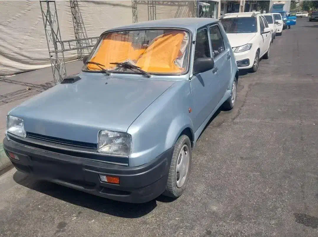 عروسک|خودرو کلاسیک|نسیم‌شهر, |دیوار