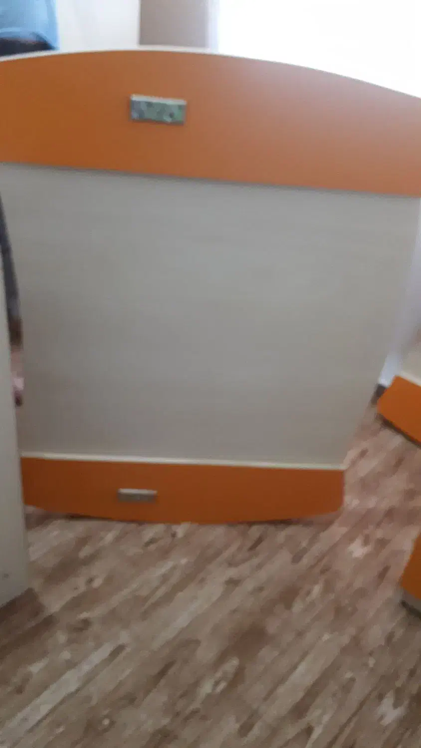 سرویس خواب  تا نوجوانی|تخت و سرویس خواب|فومن, |دیوار