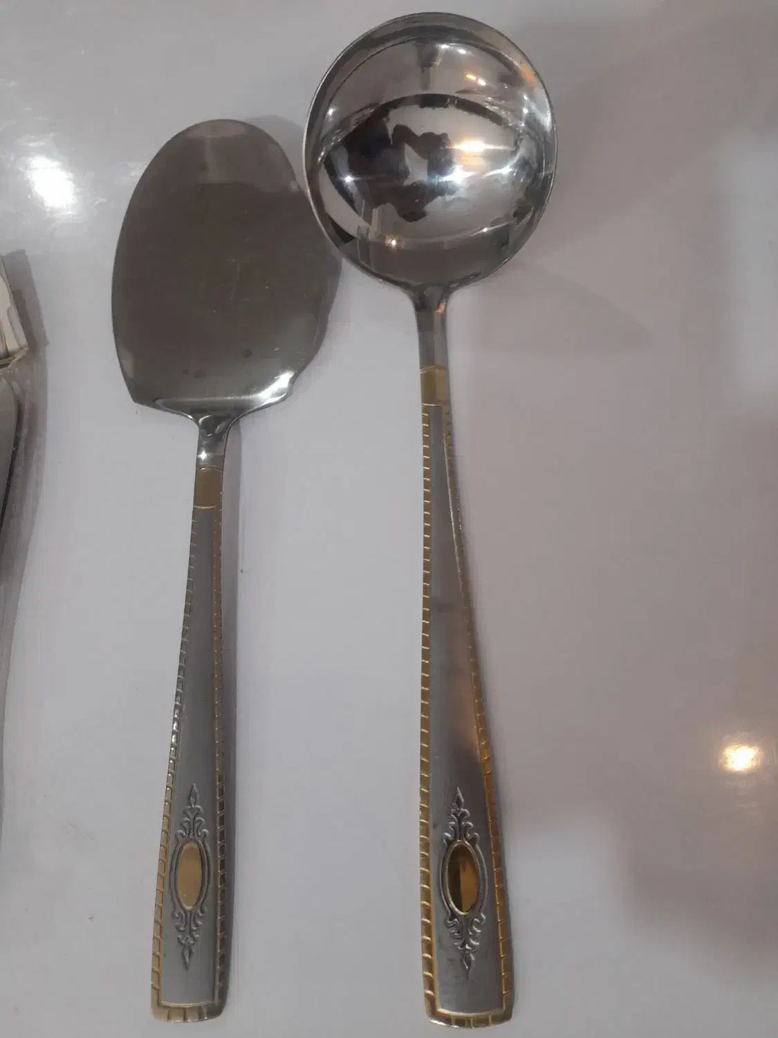 فروش قاشق چنگال و کفگیر و ملتقه و قاشق شربت خوری|ظروف سرو و پذیرایی|شیراز, شهرک مهرگان|دیوار