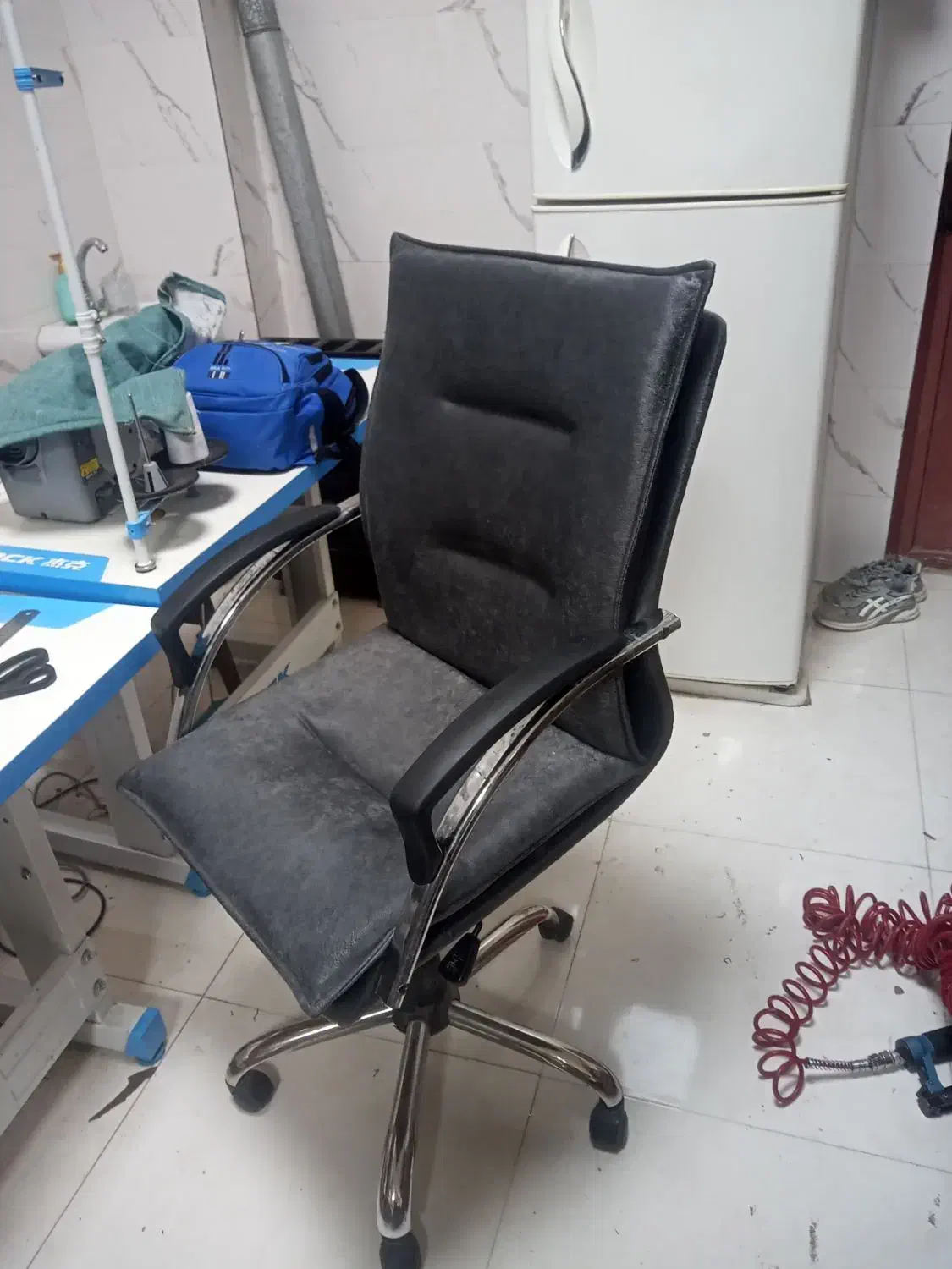 تعمیرات مبلمان ورنگ کاری|خدمات پیشه و مهارت|بجنورد, |دیوار