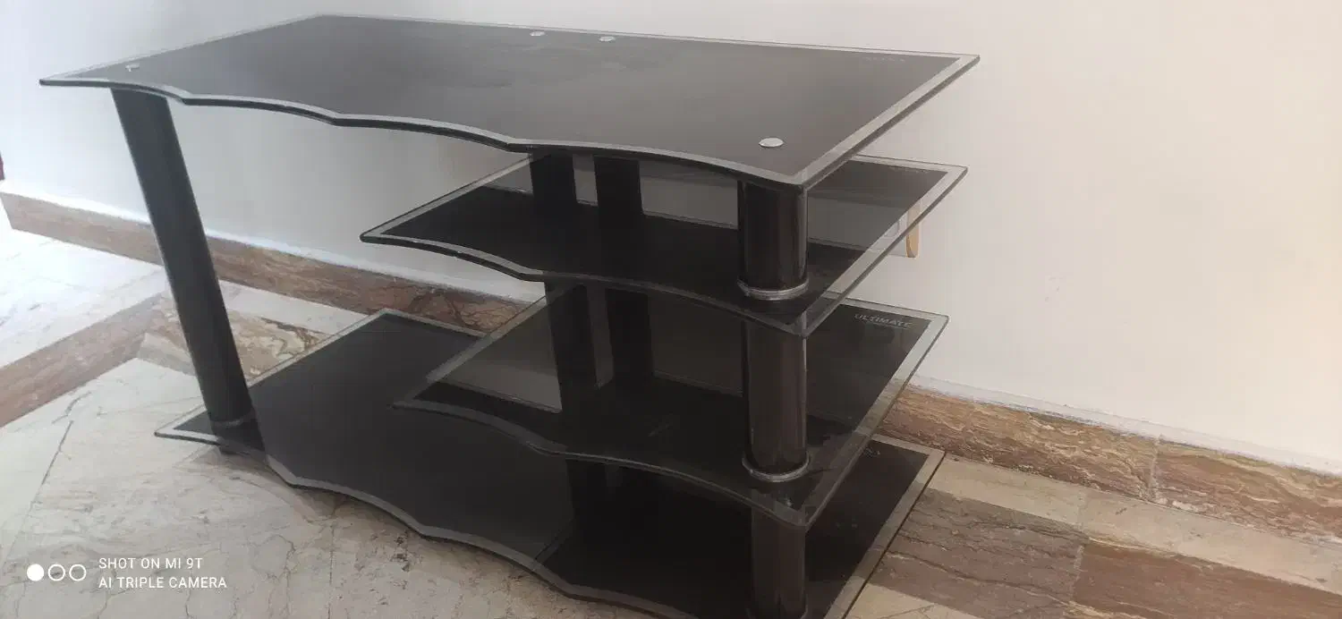 میز تلویزیون شیشه‌ای  100x 44 x 55 cm|میز تلویزیون|تهران, سردارجنگل|دیوار