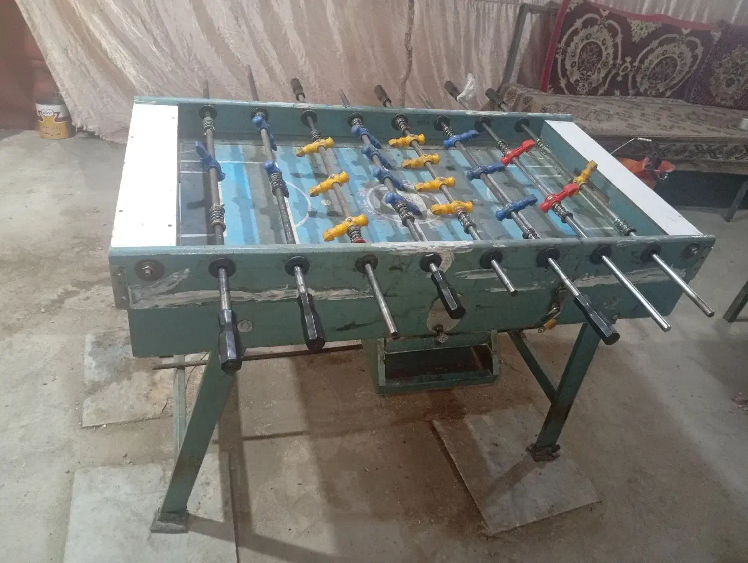 فوتبال دستی اصل قدیمی|تجهیزات ورزشی|مرند, |دیوار