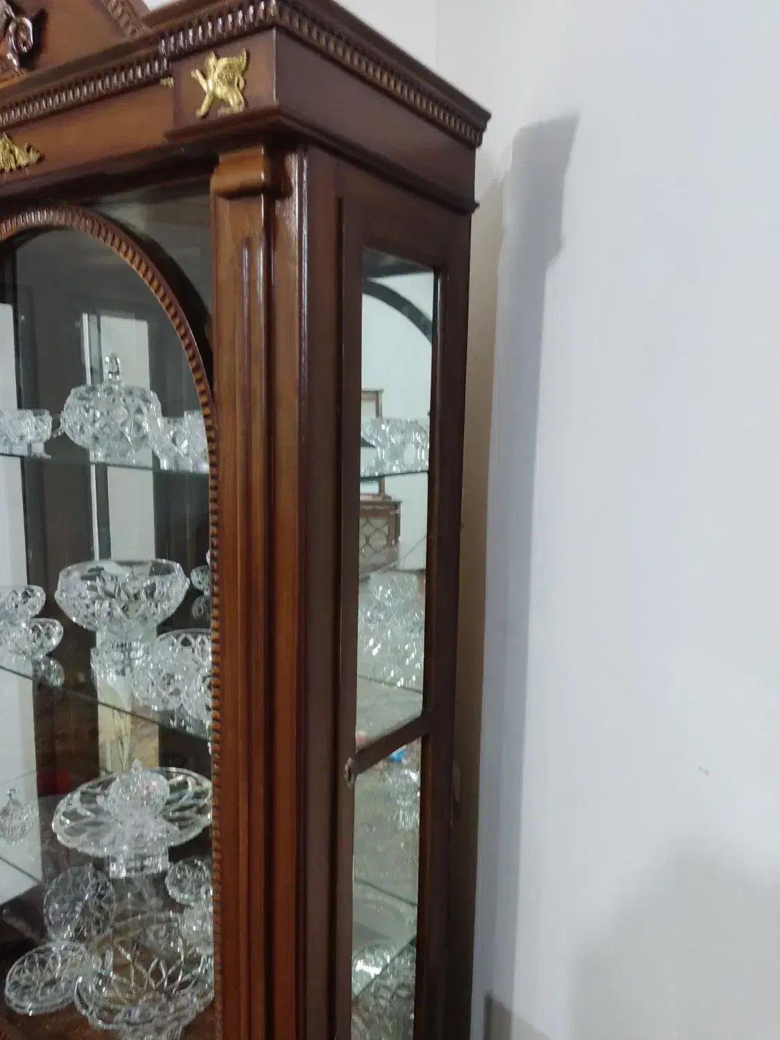 بوفه چوبی بزرگ|بوفه، ویترین، کنسول|سلماس, |دیوار