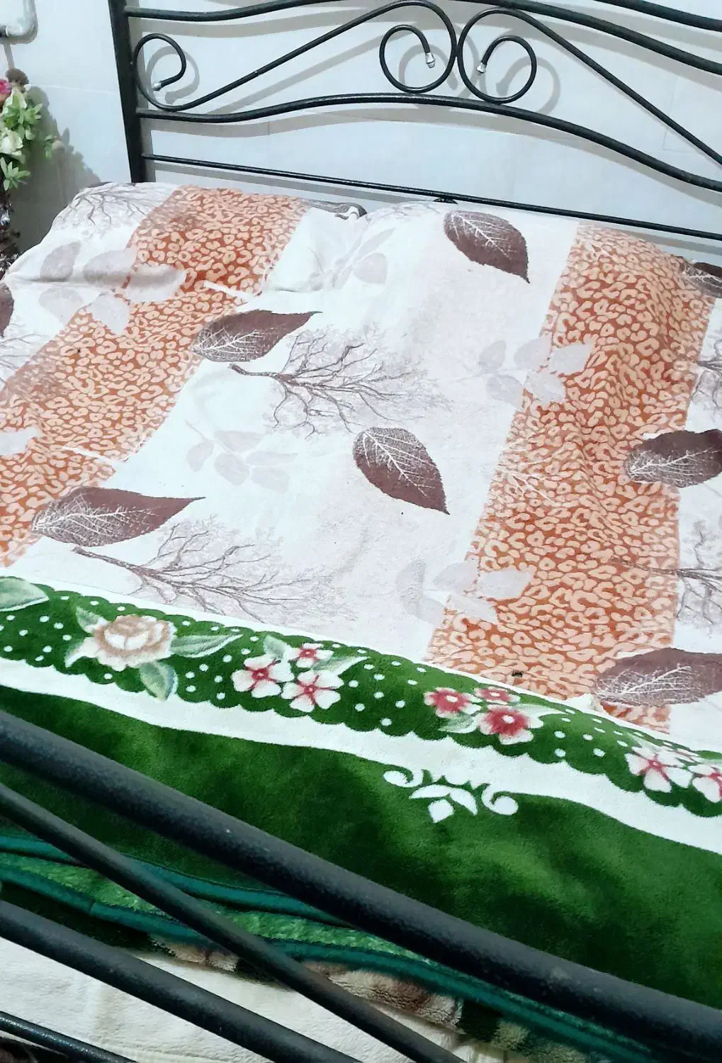 منزل مبله چهارراه شریف ابادبه سمت بلوار اتحاد|اجارهٔ کوتاهمدت آپارتمان و سوئیت|شیراز, شریفآباد|دیوار