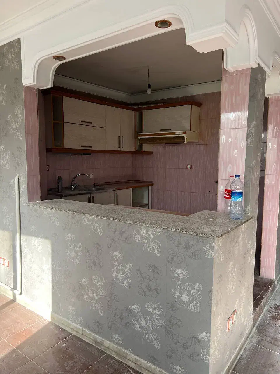 آپارتمان۹۰متری تک واحدی اکازیون سندتکبرگ|فروش آپارتمان|گرمدره, |دیوار