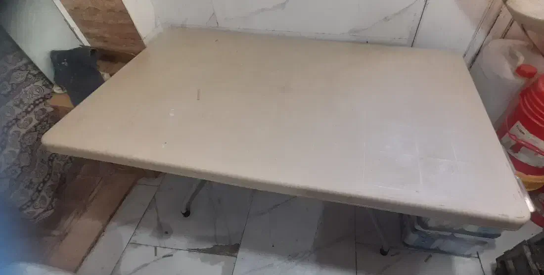 میز|میز و صندلی غذاخوری|کرمان, |دیوار