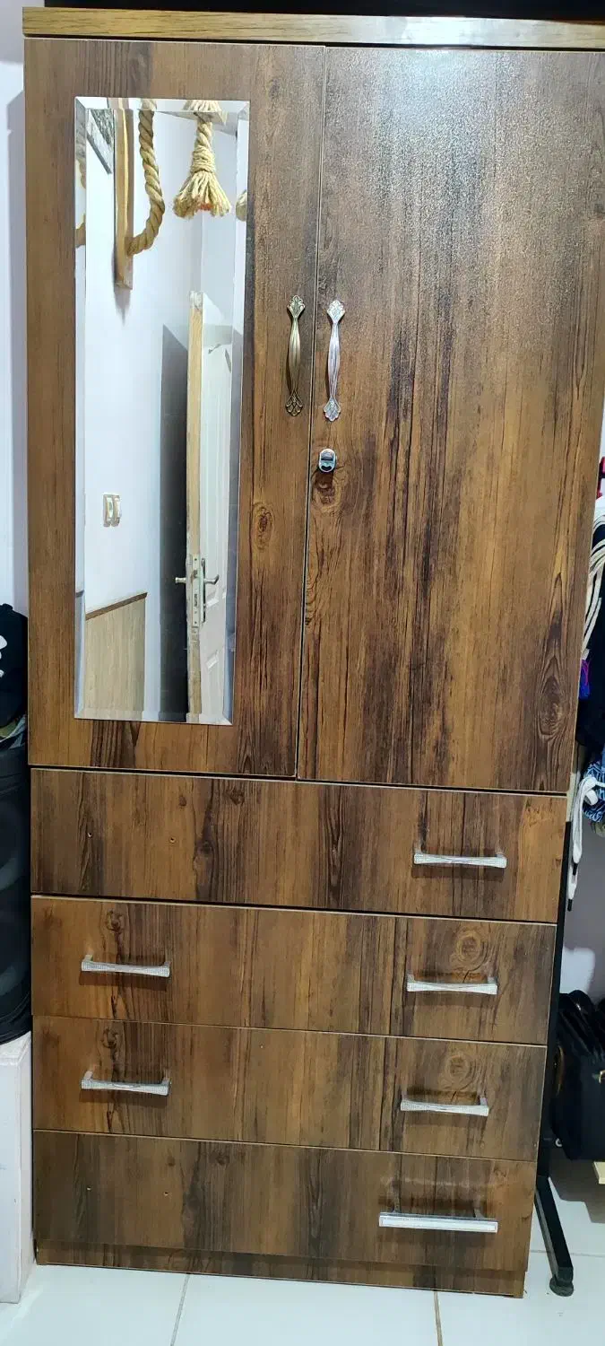 کمد در حد نو بدون ایراد«۸۰در۱۹۰»|جاکفشی، کمد، دراور|شهرکرد, |دیوار