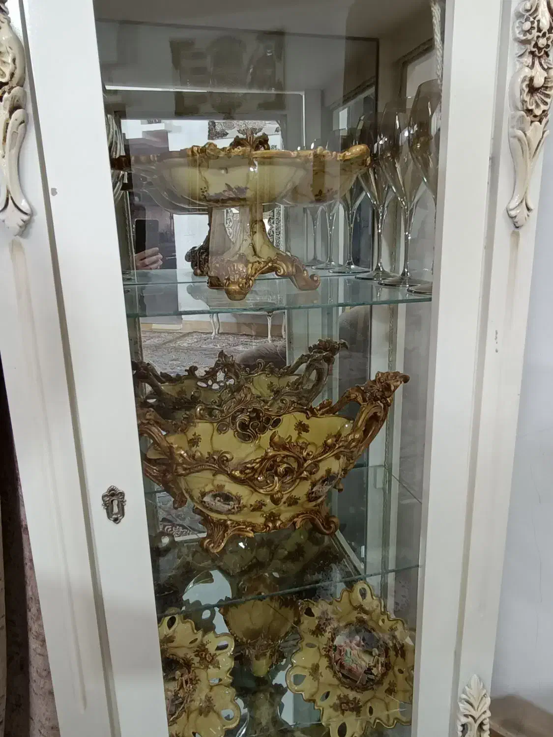 بوفه وظروف پذیرایی و آینه و میز تلویزیون|آینه|کاشمر, |دیوار