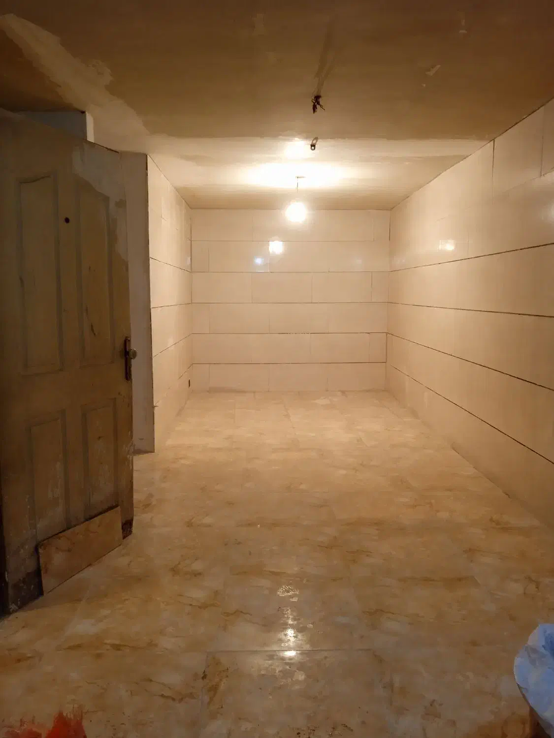 گچ کاری گچکار بنایی سرامیک کاری خورده کاری.|خدمات پیشه و مهارت|کرج, مصباح|دیوار