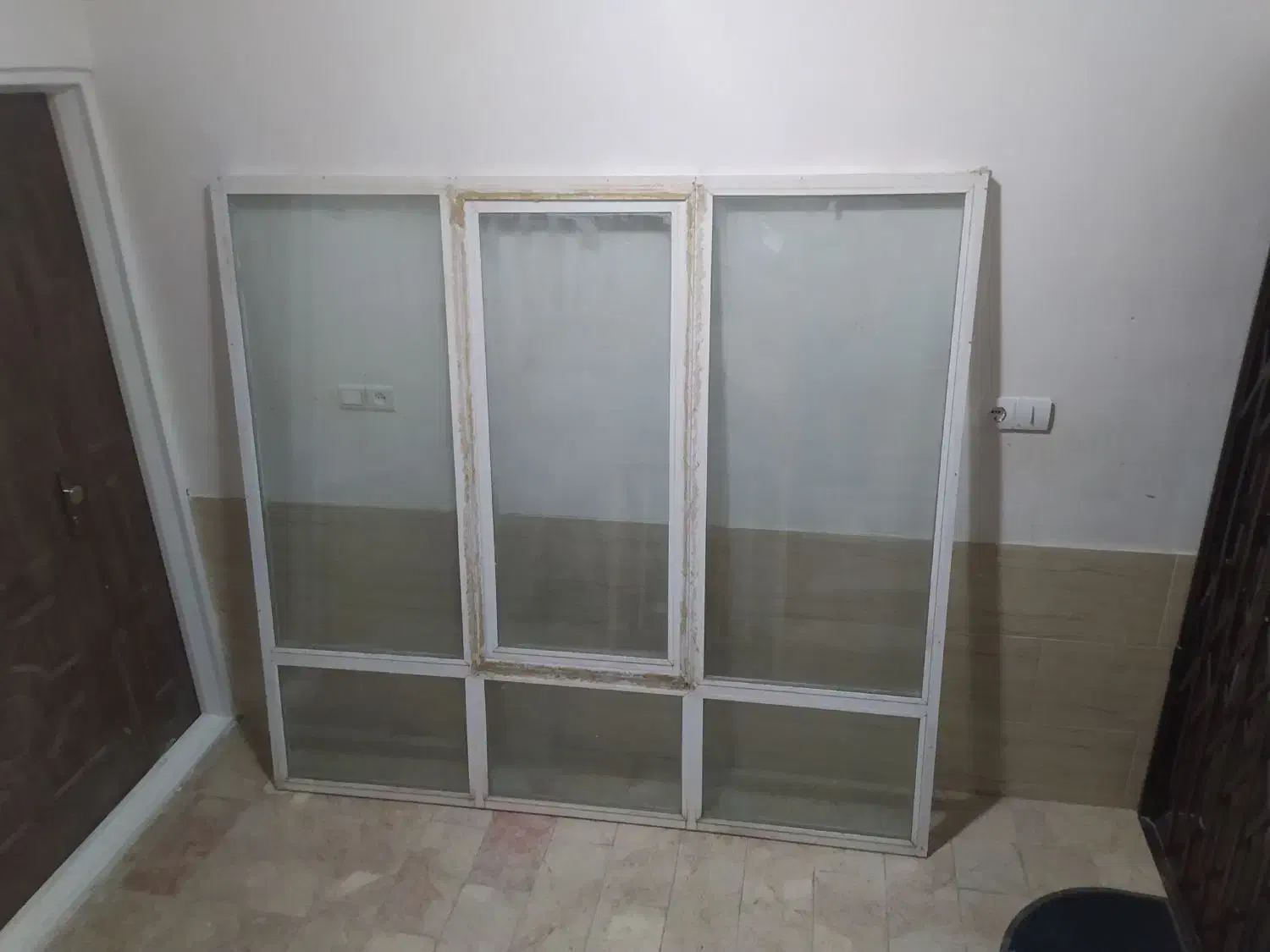 درب و پنجره آلومینیومی|مصالح و تجهیزات ساختمان|گلپایگان, |دیوار