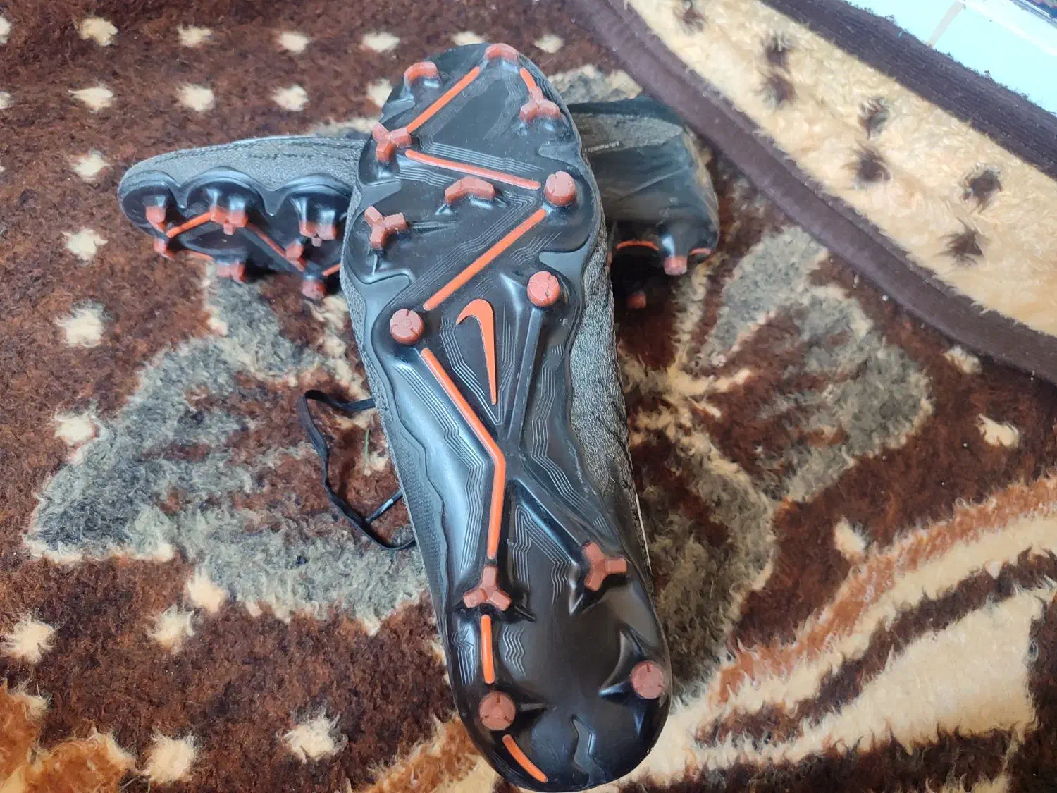 کفش|کیف، کفش، کمربند|سهند, |دیوار