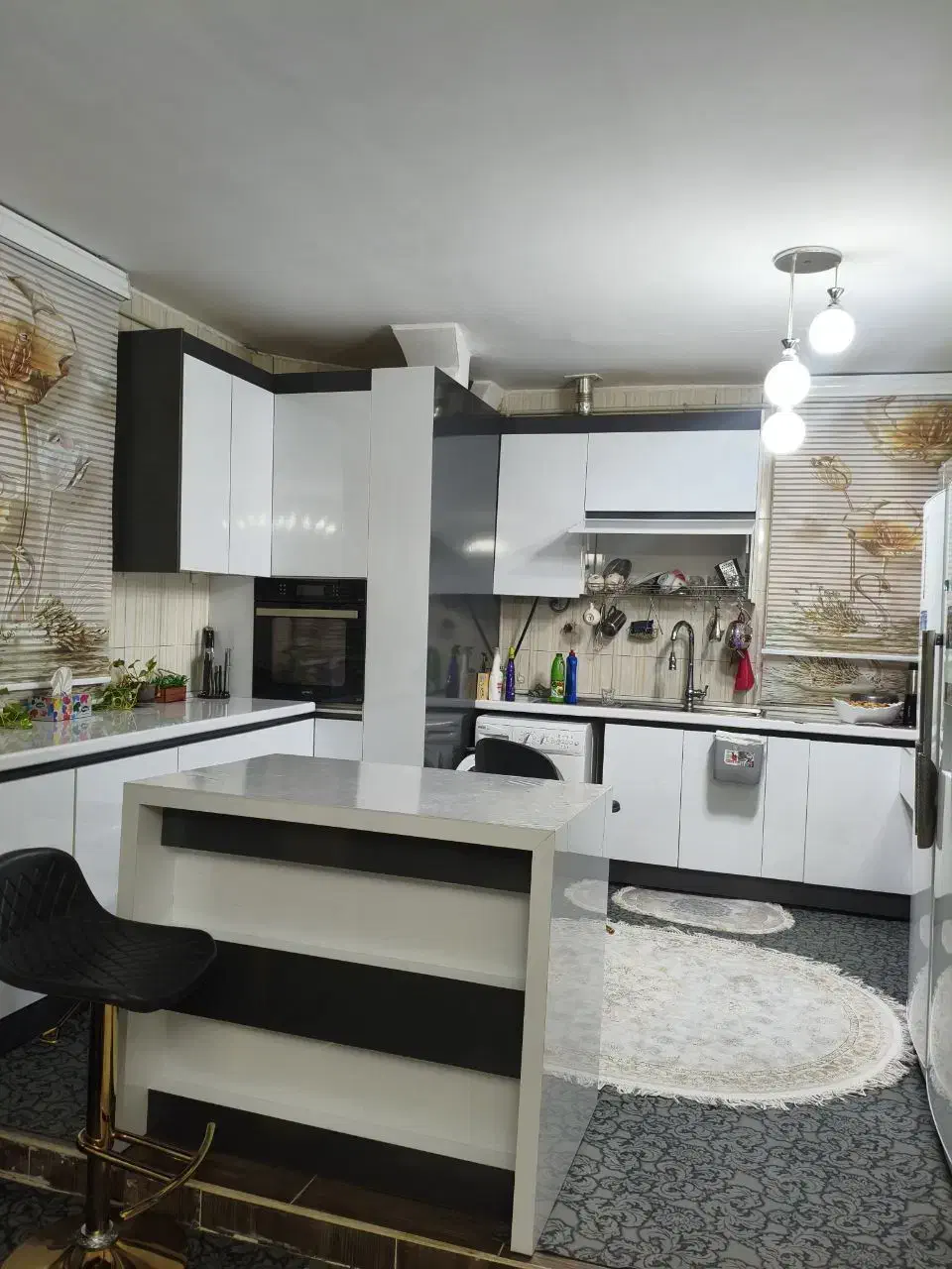 یک دستگاه ساختمان و مغازه معاوضه و فروش|فروش خانه و ویلا|الوند, |دیوار