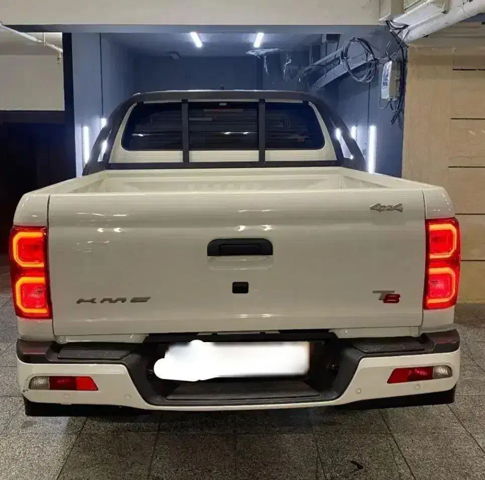 کی ام سی تی ۸ سفید|خودرو سواری و وانت|گرگان, |دیوار