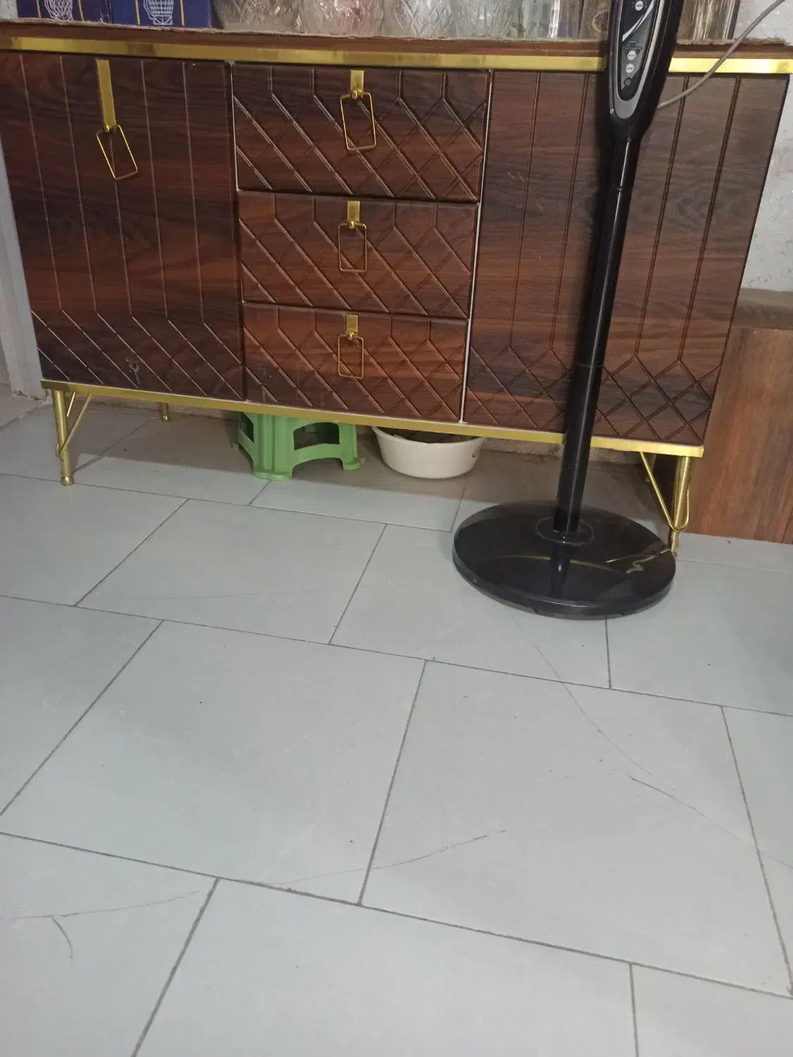 آینه کنسول|بوفه، ویترین، کنسول|هشتگرد, شهرک ریحانه|دیوار