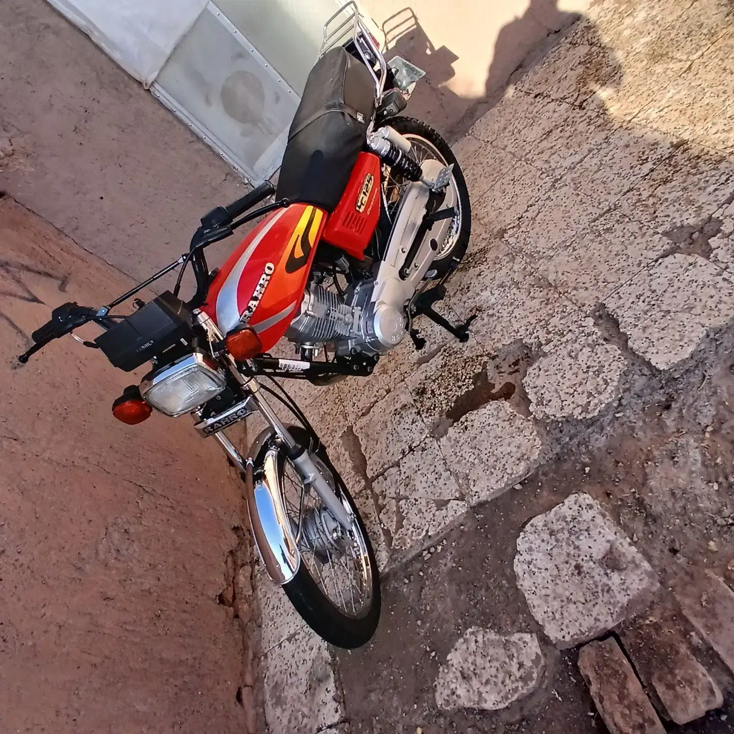 رهرو ۱۲۵|موتورسیکلت|میان جلگه, |دیوار