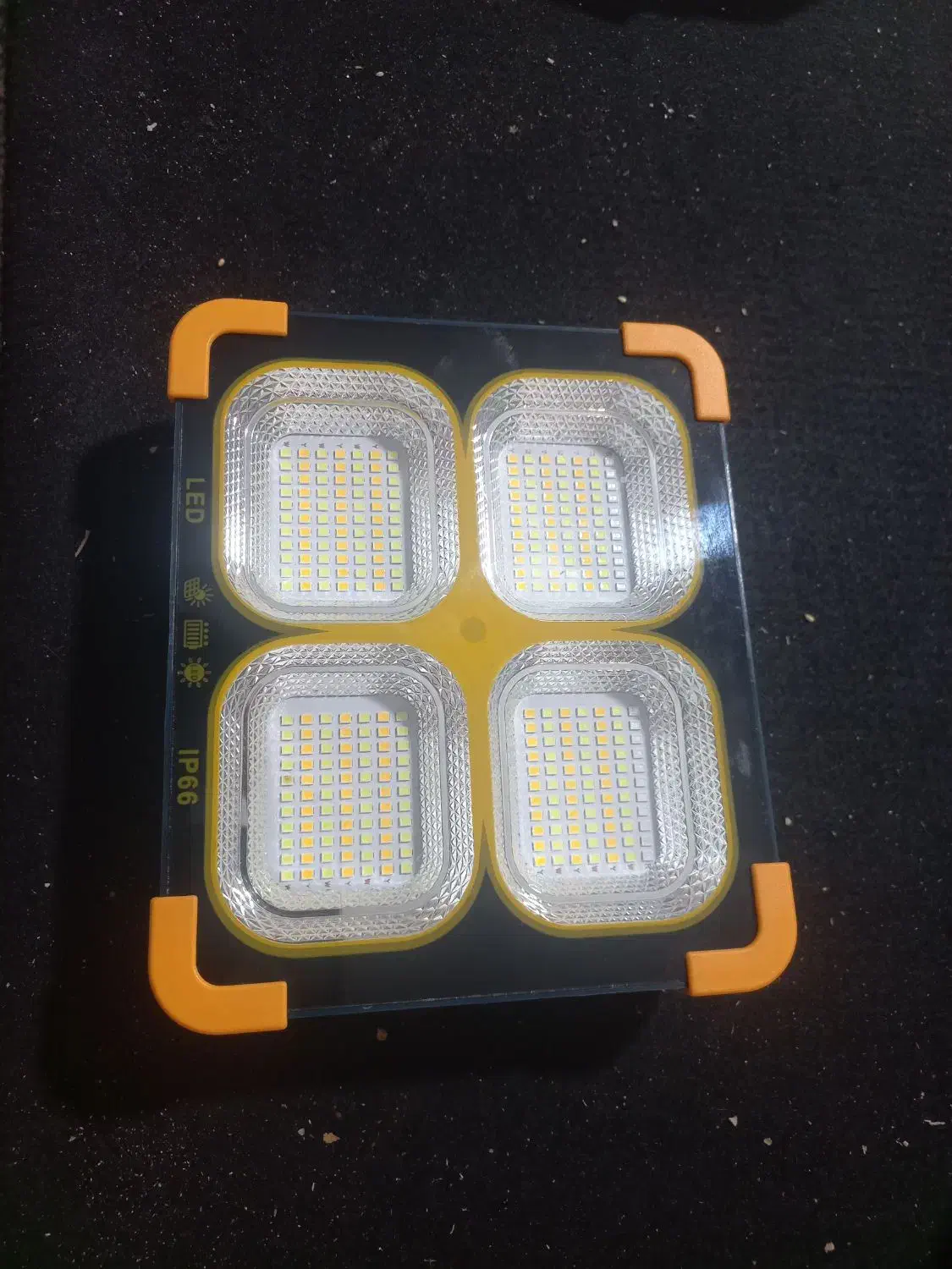 پروژکتور شارژی خورشیدی تقویت شده|لامپ و چراغ|تبریز, |دیوار