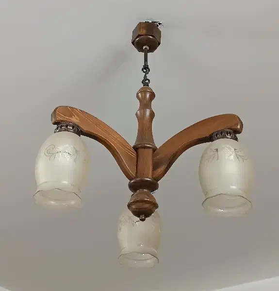 دو تا لوستر چوبی|لوستر و چراغ آویز|ازنا, |دیوار