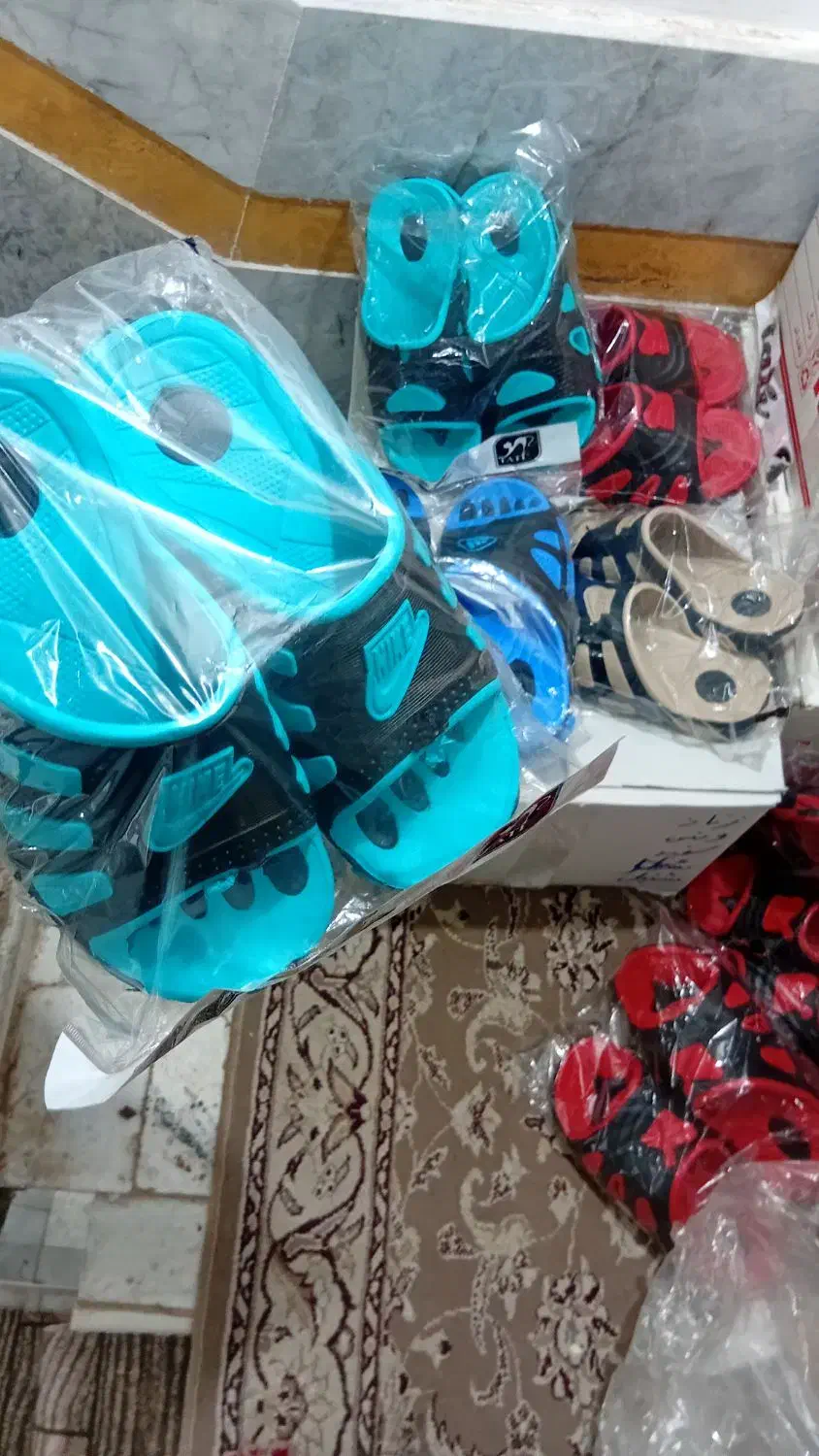 دمپایی ۱۰۰|کیف، کفش، کمربند|سبزوار, امیر کبیر|دیوار