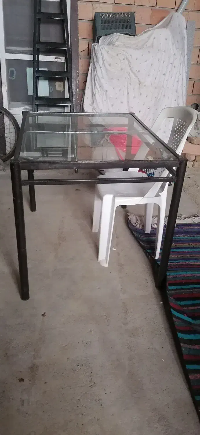 میز فروشی|میز و صندلی غذاخوری|گمیشان, |دیوار