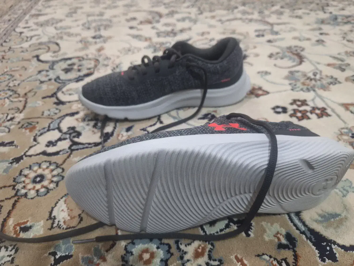 کتونی اندرامور امریکایی سایز ۳۹ ۲۵ سانت|کیف، کفش، کمربند|خلخال, |دیوار