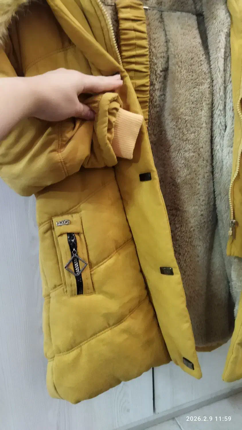 کابشن خاجی|لباس|قم, شهرک مهدیه (مدرس)|دیوار