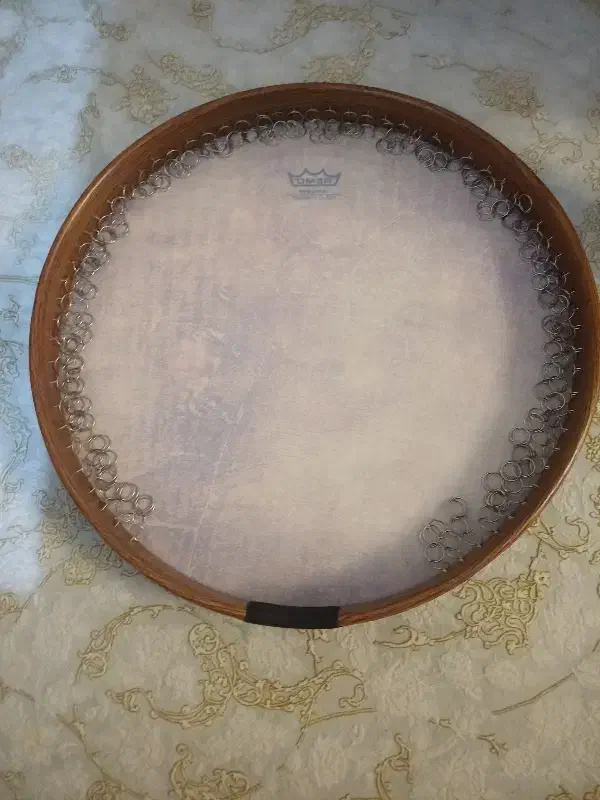 دف (ساز موسیقی)|سازهای سنتی|رشت, کوی مهر|دیوار