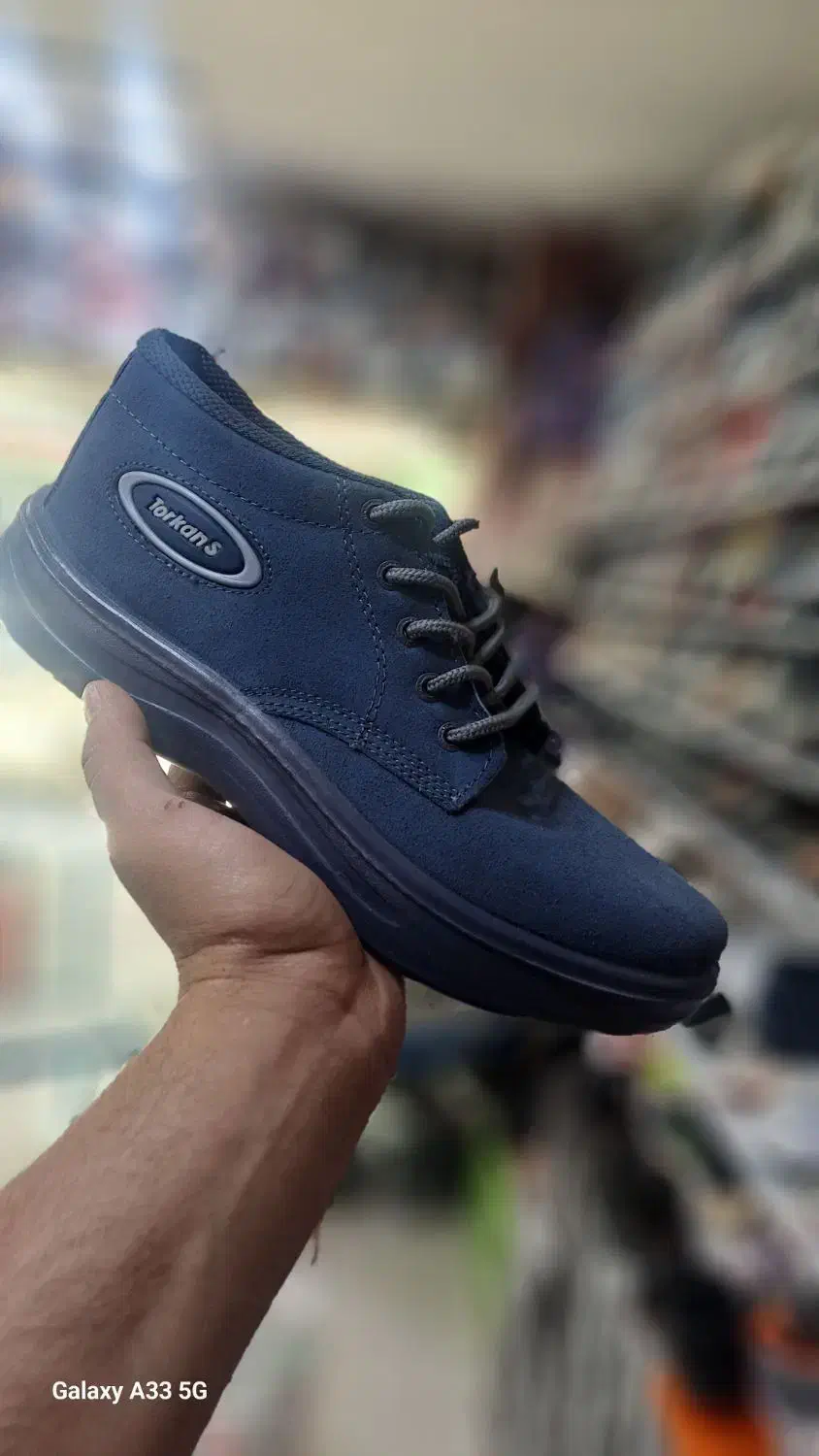 کفش|کیف، کفش، کمربند|شیروان (خراسان), |دیوار