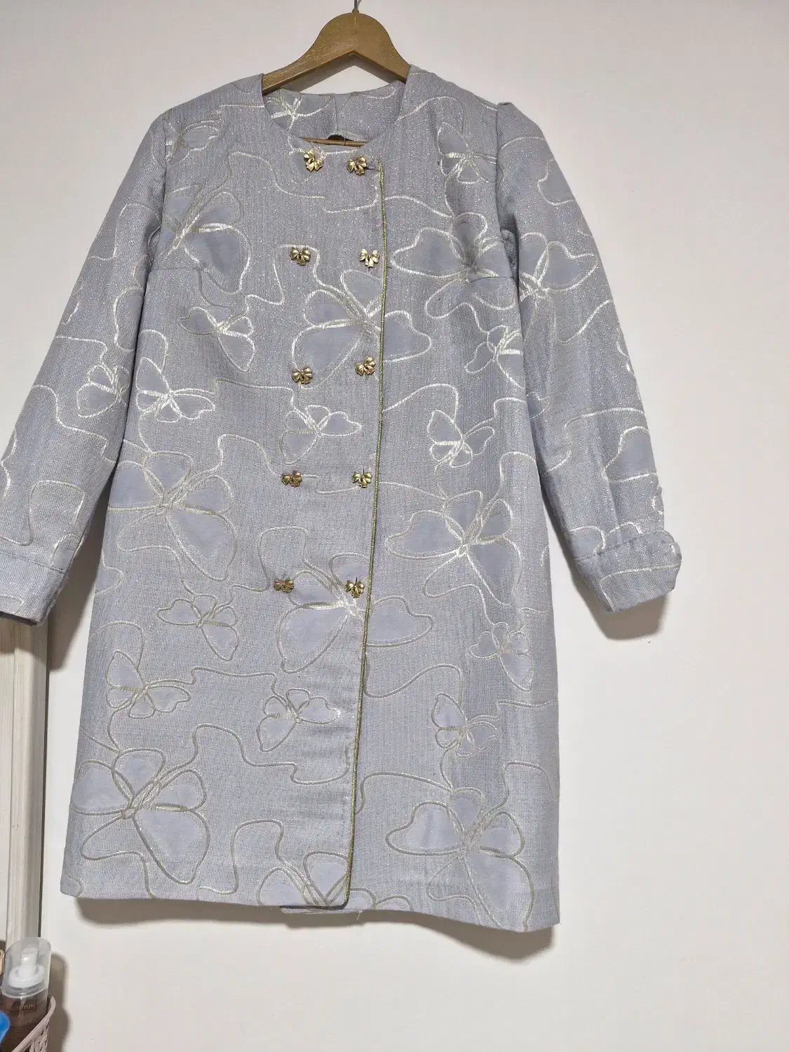 لباس|لباس|همدان, |دیوار