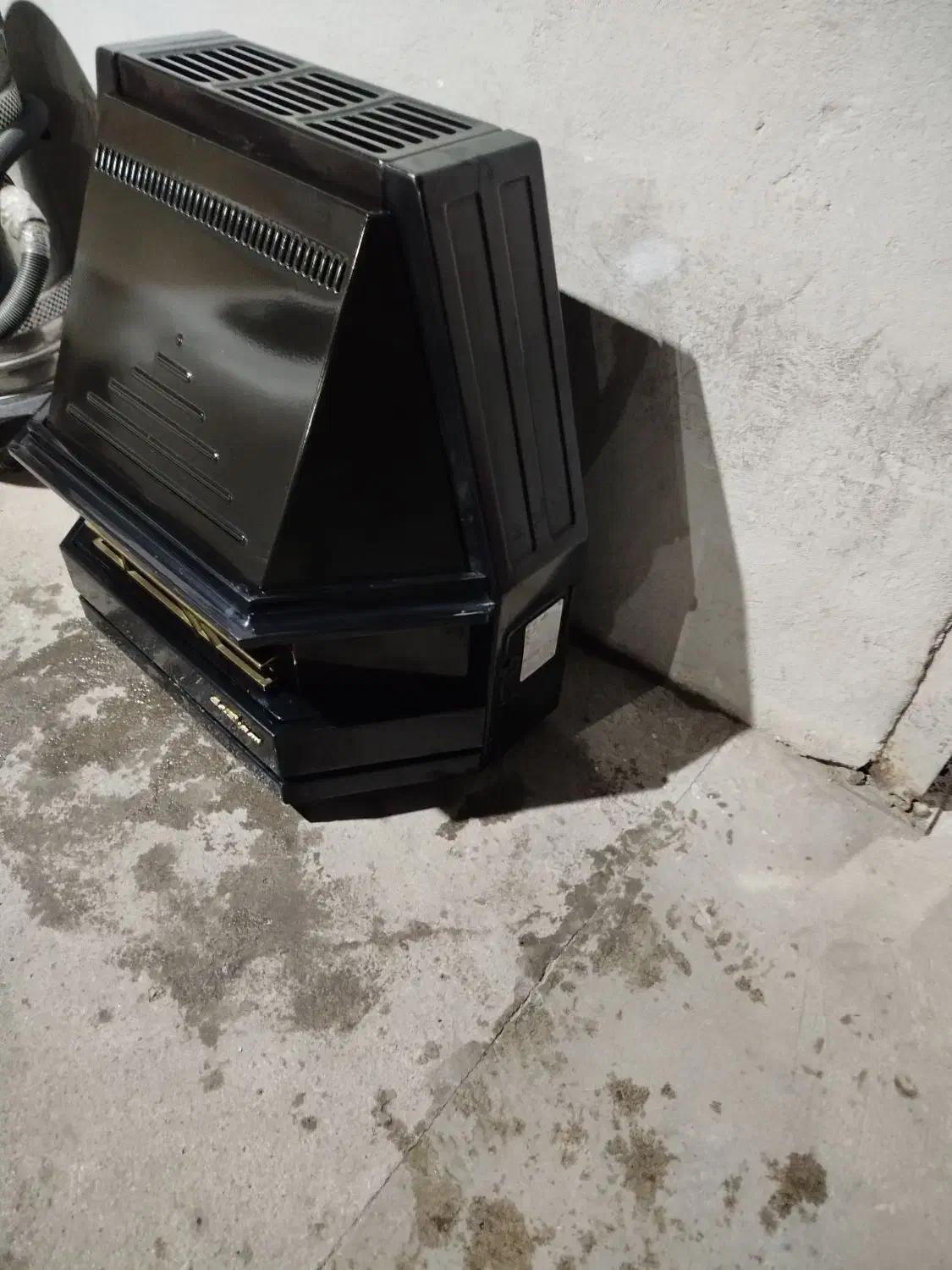 بخاری گازی|بخاری، هیتر، شومینه|بومهن, |دیوار