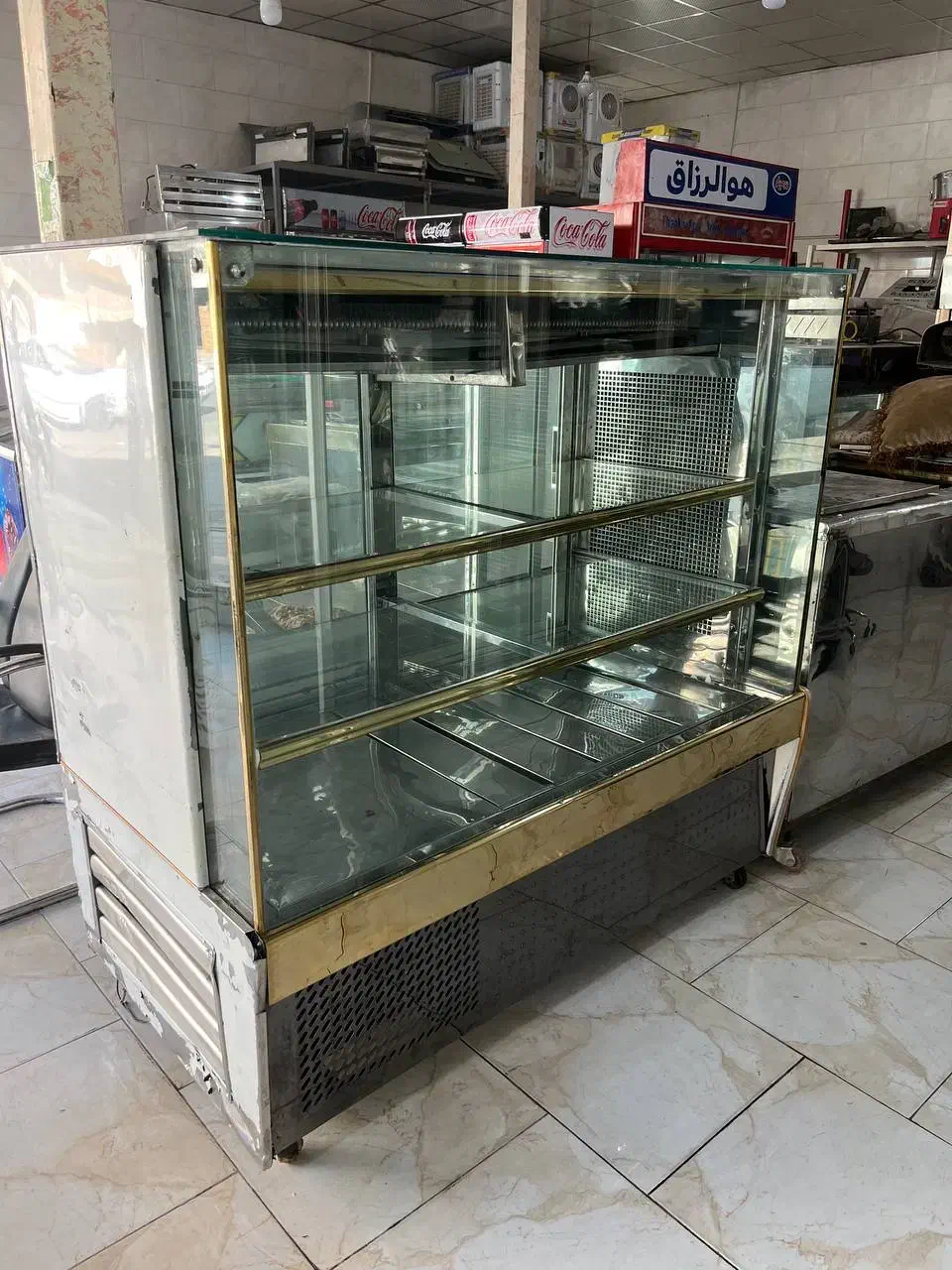 یخچال مکعبی دودی طلایی موتور دانفوس|فروشگاه و مغازه|نسیم‌شهر, |دیوار