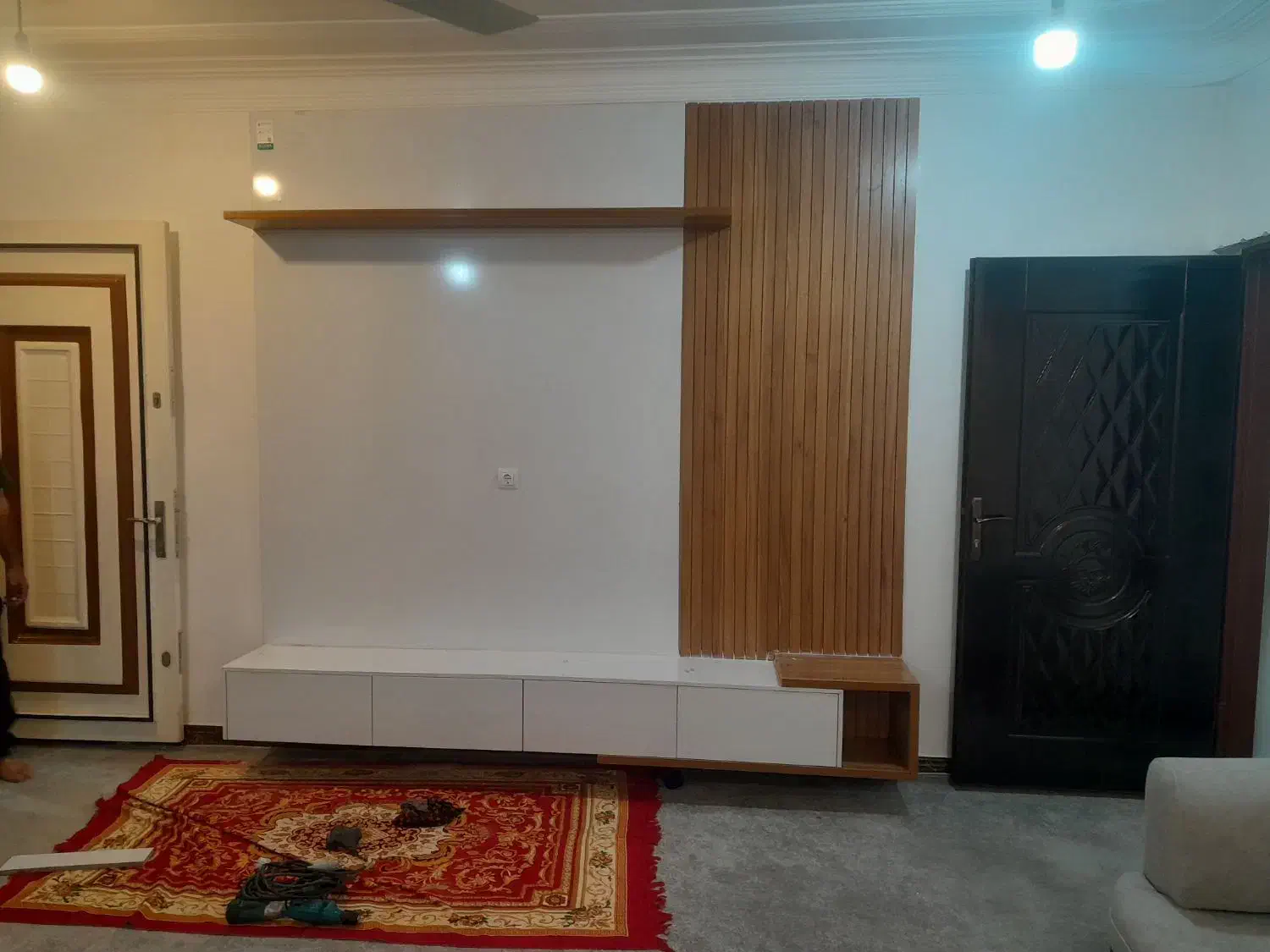 ساخت و نصب و تعمیرات انواع کمد و کابینت|جاکفشی، کمد، دراور|امیدیه, |دیوار