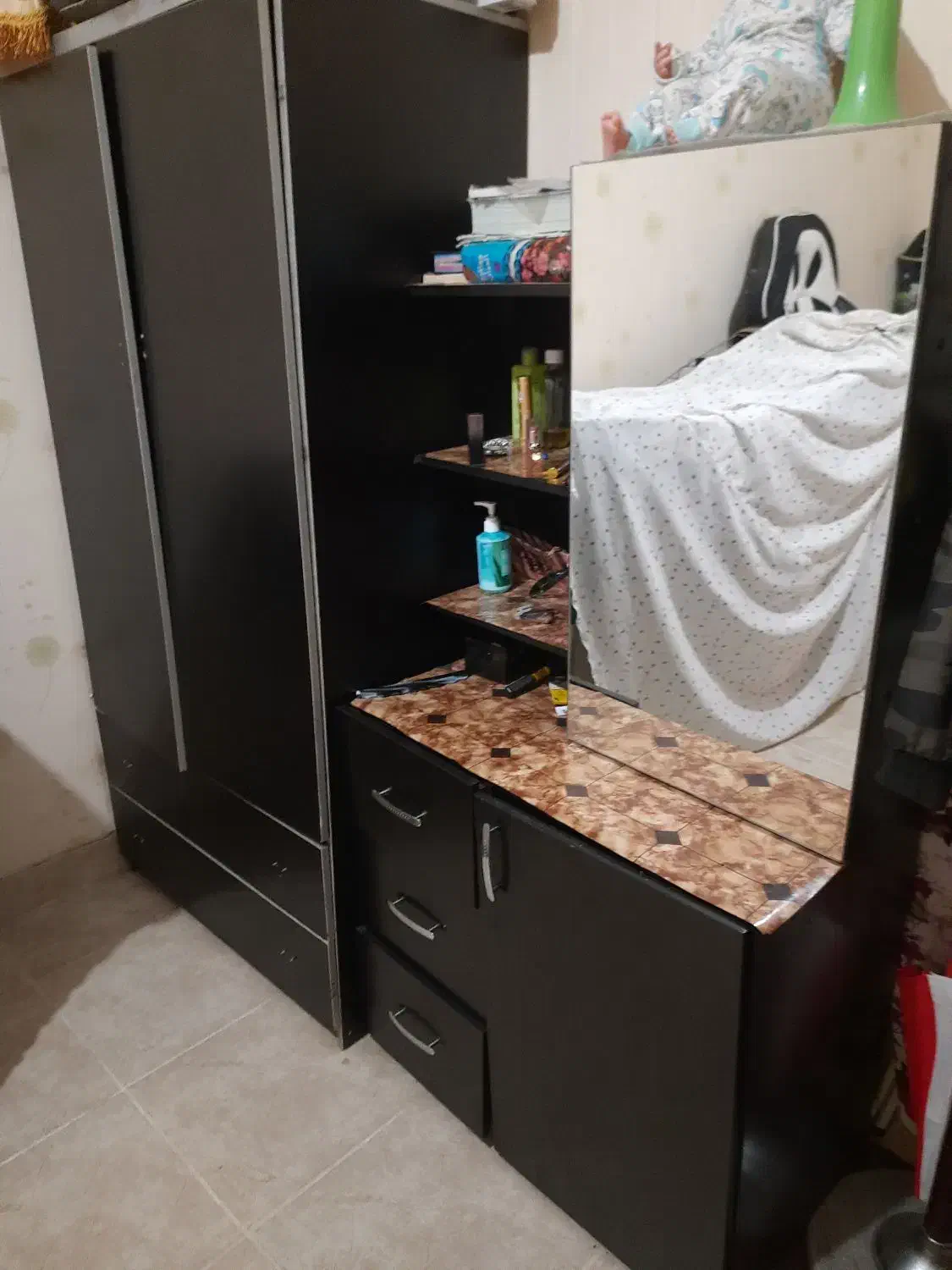 یک عدد کمد ویک عدراور|جاکفشی، کمد، دراور|محمدشهر, محمدشهر|دیوار