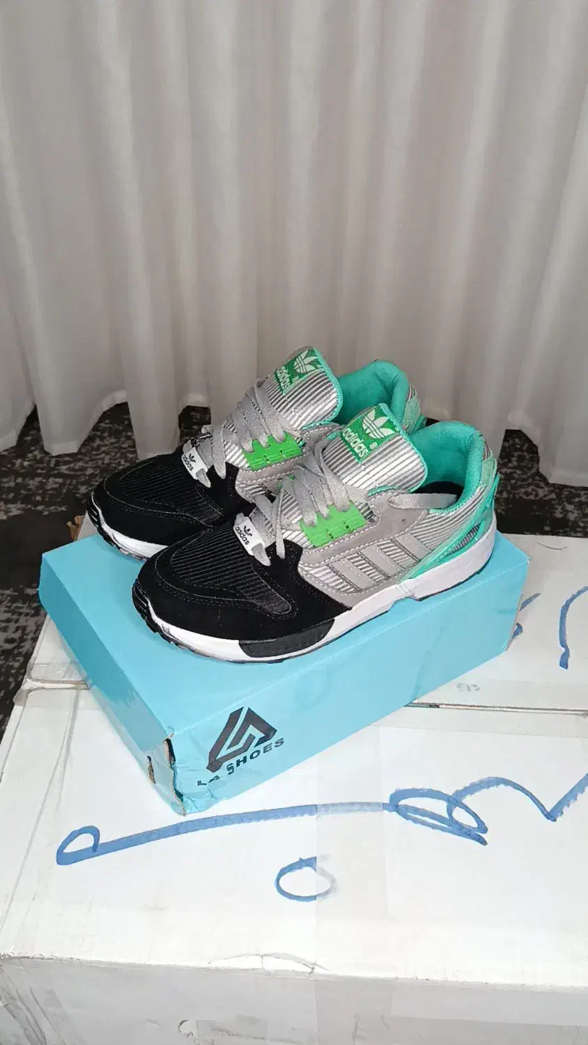 کتونی آدیداس zx8000|کیف، کفش، کمربند|مشهد, بهاران|دیوار