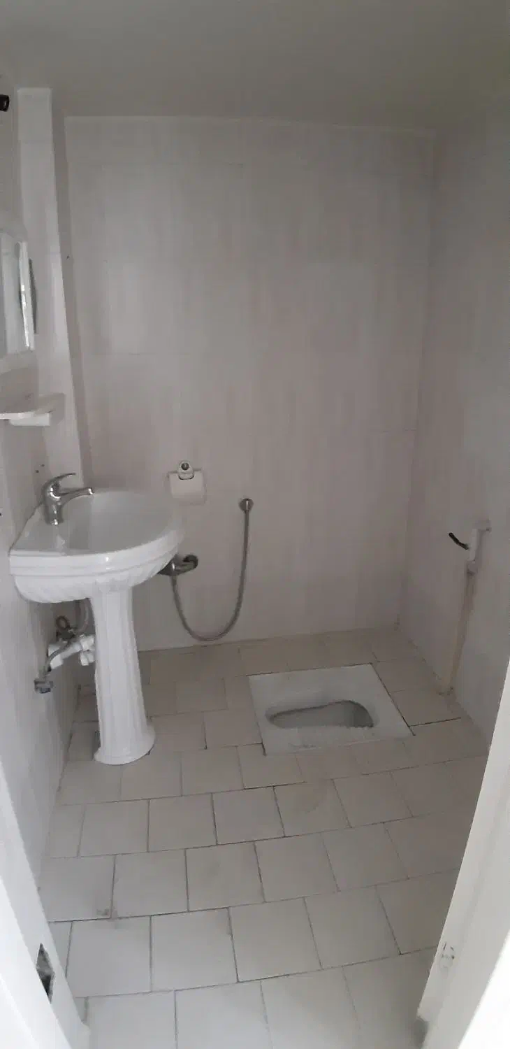 ۱۰۰متر تخلیه تک واحدی چهارراه استقلال