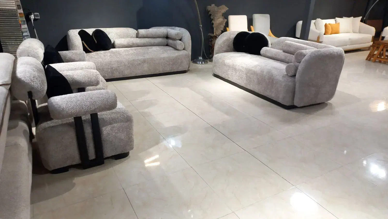 مبل مدل uکد ۳۰۰|مبلمان خانگی و میز عسلی|مهاجران, |دیوار