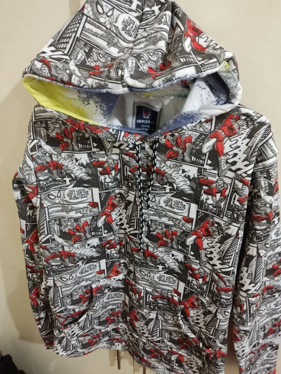 هودی|لباس|تبریز, |دیوار